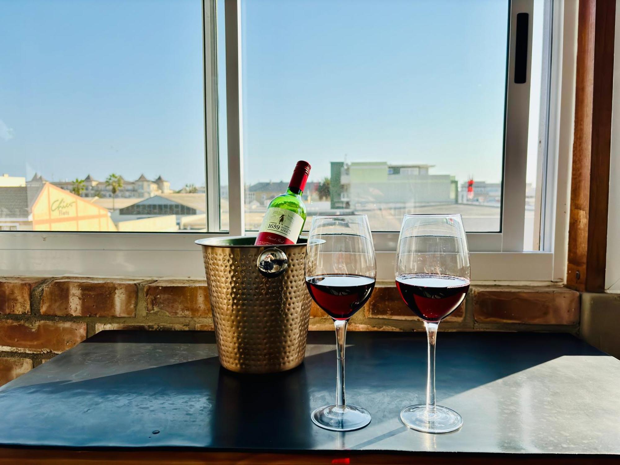 Apartamento Bright & Stylish Self Catering Swakopmund Cbd Exterior foto